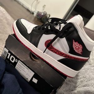 Air Jordan 1 Phat